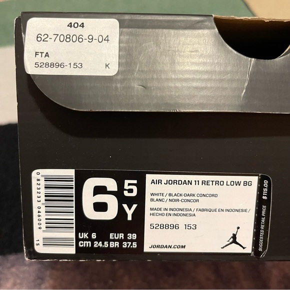 🍇 6.5 GS Air Jordan Retro 11 Low White/Black/Concord - Picture 9 of 9